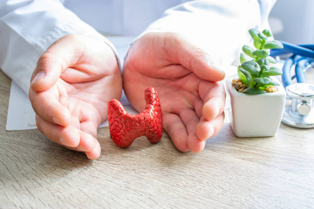 thyroid symptoms and hormone