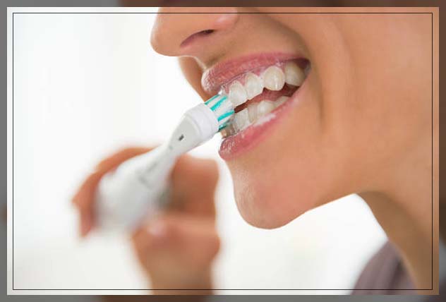 woman using right technique to brush